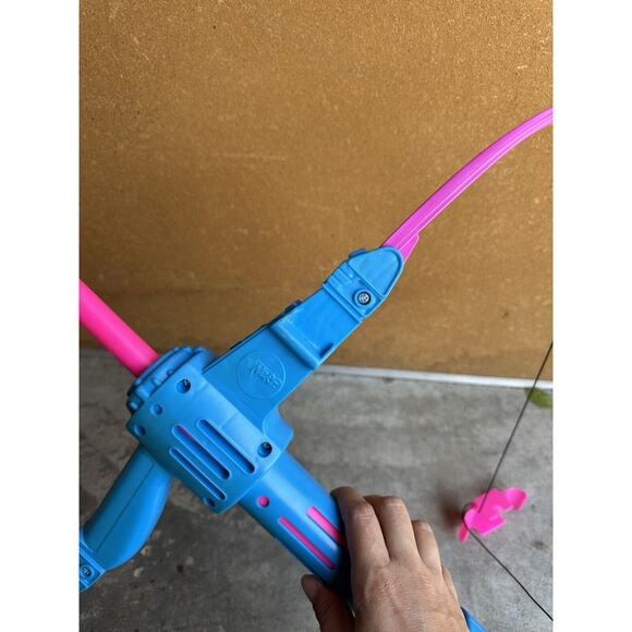 VINTAGE 1991 Nerf Kenner Bow & N Arrow Only pink and blue yellow toy READ Descr - Picture 4 of 4